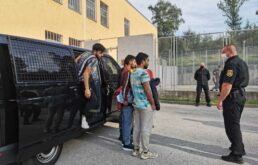 Pet Pakistanaca i jedan Tunižanin vraćeni u zemlje porijekla