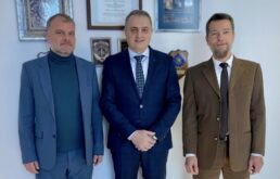 <strong>PREDSTAVNICI DELEGACIJE EVROPSKE UNIJE U BIH I UREDA SPECIJALNOG PREDSTAVNIKA EU U BIH POSJETILI SLUŽBU ZA POSLOVE SA STRANCIMA</strong>