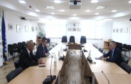 GLAVNI TUŽILAC SASTAO SE SA DIREKTOROM SLUŽBE ZA POSLOVE SA STRANCIMA