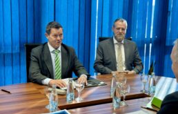 Direktor Žarko Laketa održao sastanak sa policijskim atašeima Republike Austrije u BiH i Sjevernoj Makedoniji