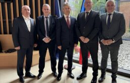 SLUŽBENA POSJETA DIREKTORA LAKETE PARIZU