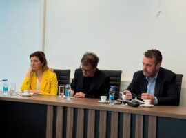 Održan sastanak o daljim koracima u upravljanju Privremenim prihvatnim centrom Lipa