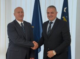 Održan sastanak o daljim koracima u upravljanju Privremenim prihvatnim centrom Lipa