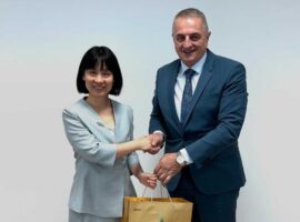 Ambasadorica NR Kine u posjeti Službi za poslove sa strancima
